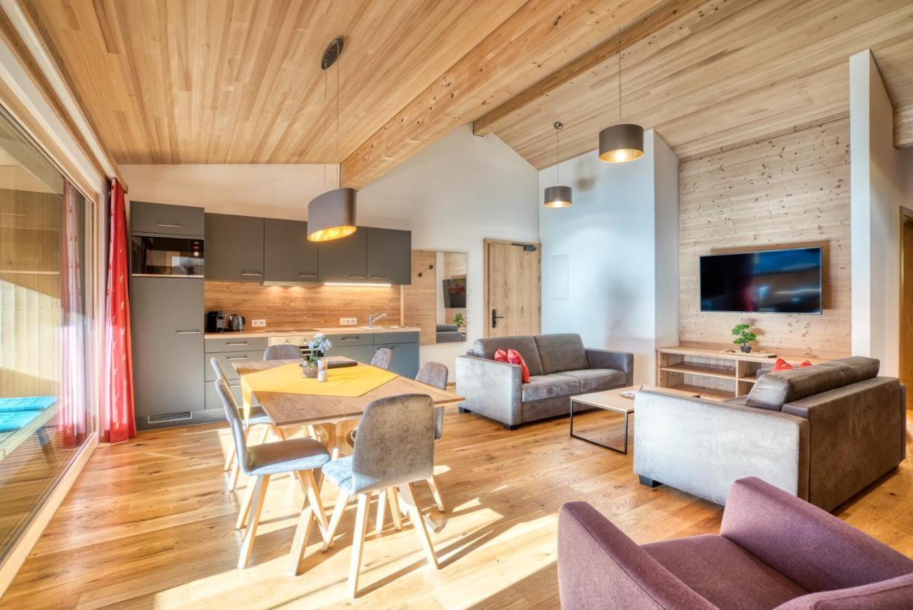 Hus23 With Wellness Apartment Schroecken Exterior photo